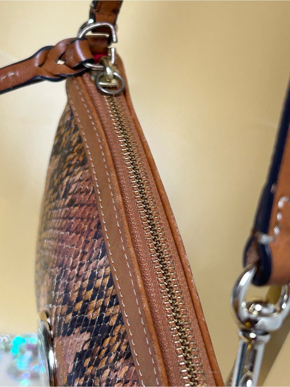 Dooney & Bourke Brown Snakeskin-Print Wristlet Approx. 7 x 4 - Picture 9 of 15